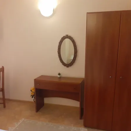 Хотел семеен емилия Созопол